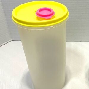 TUPPERWARE 1.5 QT BEVERAGE CONTAINER  - VINTAGE HANDOLIER -  Neon yellow  & pink